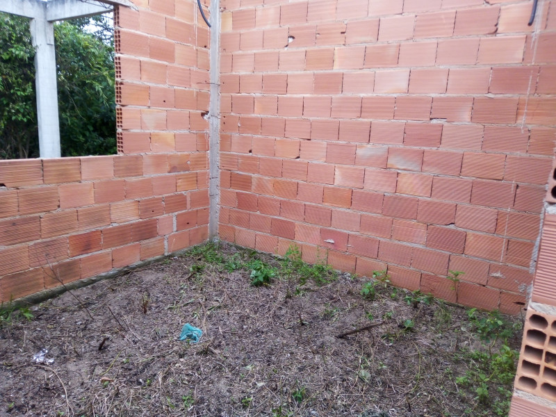 Casa à venda Unamar com 198m² e 2 quartos por R$ 80.000 - 554369985-img-20221108-151909-959.jpg