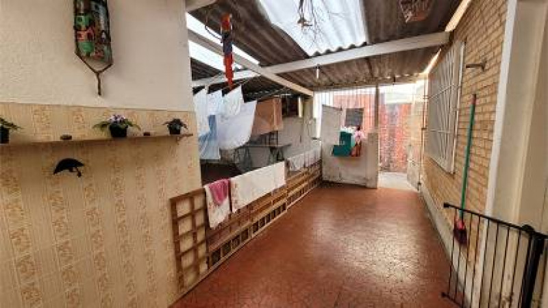 Casa à venda Interlagos com 220m² e 2 quartos por R$ 850.000 - 148288952-casa-com-2-quartos-a-venda-124m-no-interlagos-sao-paulo-4.jpg