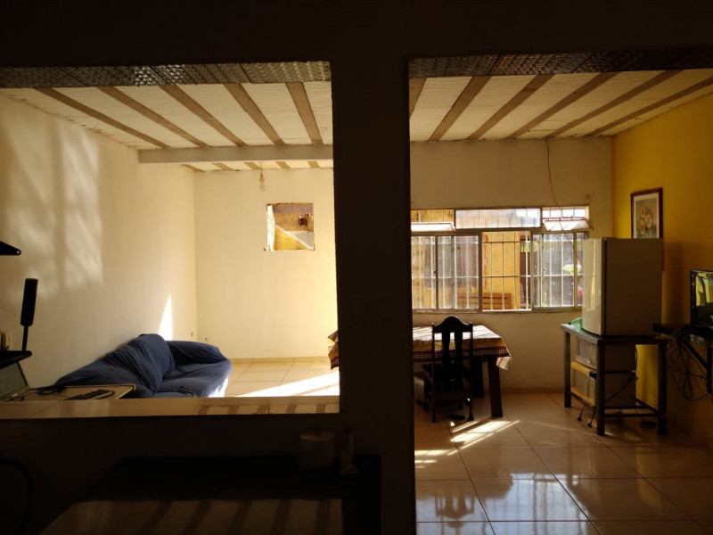 Casa à venda Vila Nasser com 256m² e 3 quartos por R$ 150.000 - 1320850091-img-20220930-wa0032.jpg