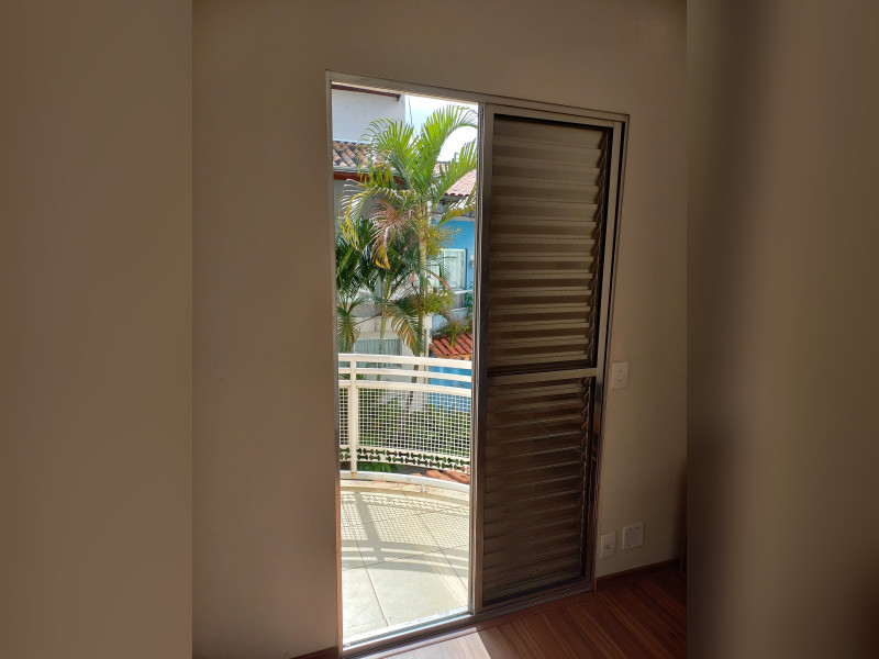 Casa de condomínio à venda Vila Araguaia com 136m² e 3 quartos por R$ 380.000 - sacada-quarto.jpg