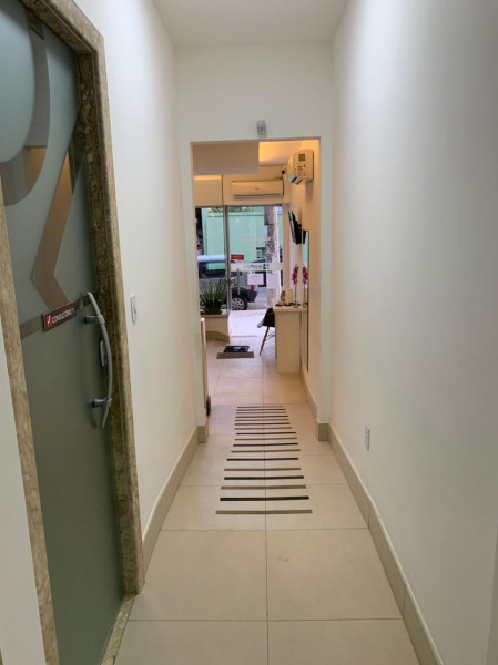 Comercial à venda Centro com 100m² e 1 quarto por R$ 120.000 - 41627762-cf489d92-651d-4b72-8134-6cac153b7e41.jpeg