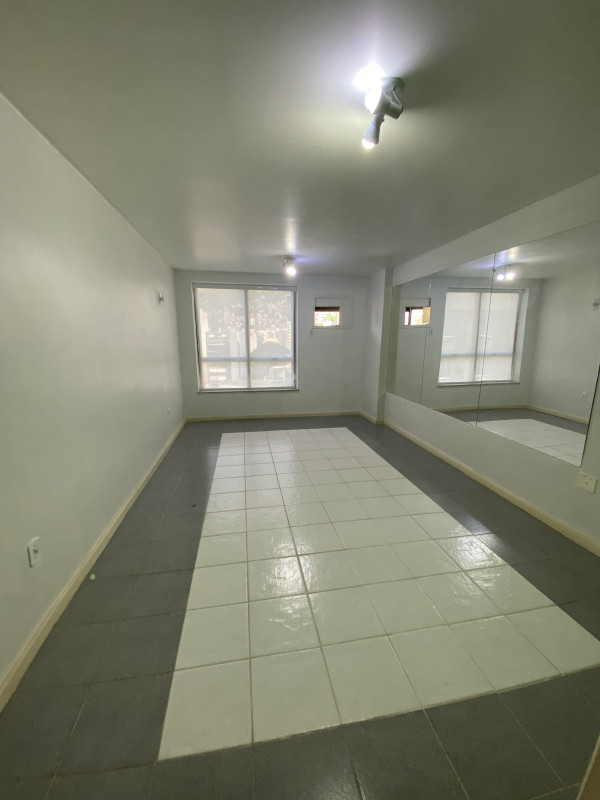 Apartamento à venda Tijuca com 38m² e 1 quarto por R$ 220.000 - 304789795-41b1f024-ab6f-41f0-a32c-855b92dc17b0.jpeg