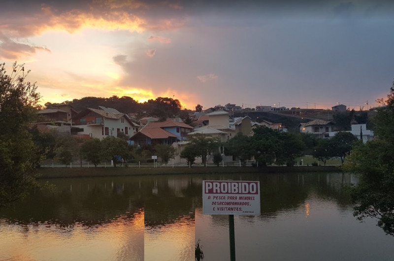 Casa de condomínio à venda Centro com 200m² e 3 quartos por R$ 680.000 - 1194543525-003.jpg