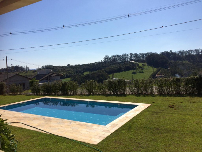 Casa à venda Curitibanos com 300m² e 3 quartos por R$ 1.450.000 - 660668385-0f44ca48-56f4-4c6f-b8c5-c3a643797283.jpeg