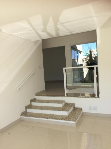 Casa à venda Curitibanos com 300m² e 3 quartos por R$ 1.450.000 - 752096503-a0c7aec9-ebd0-4af7-997d-46aa46b88838.jpeg