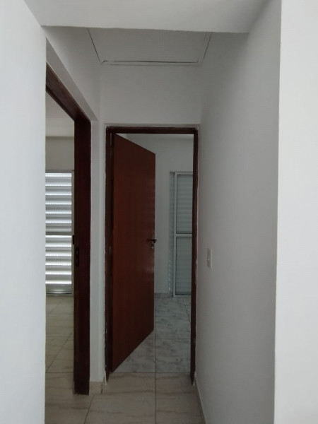 Casa à venda Aguassai com 70m² e 3 quartos por R$ 375.000 - 740801882-corredor-quartos-02-e-03.jpg