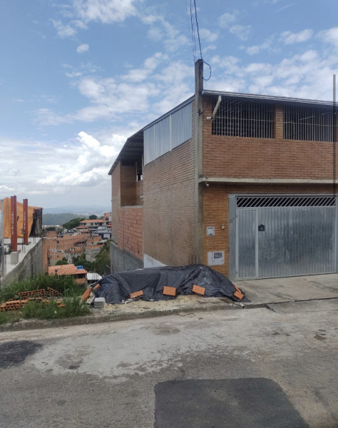 Terreno à venda Serpa com 125m² e 1 quarto por R$ 148.000 - 1804767046-03b9a6af-00b0-486a-a2df-019eeb5ac1e4.jpeg
