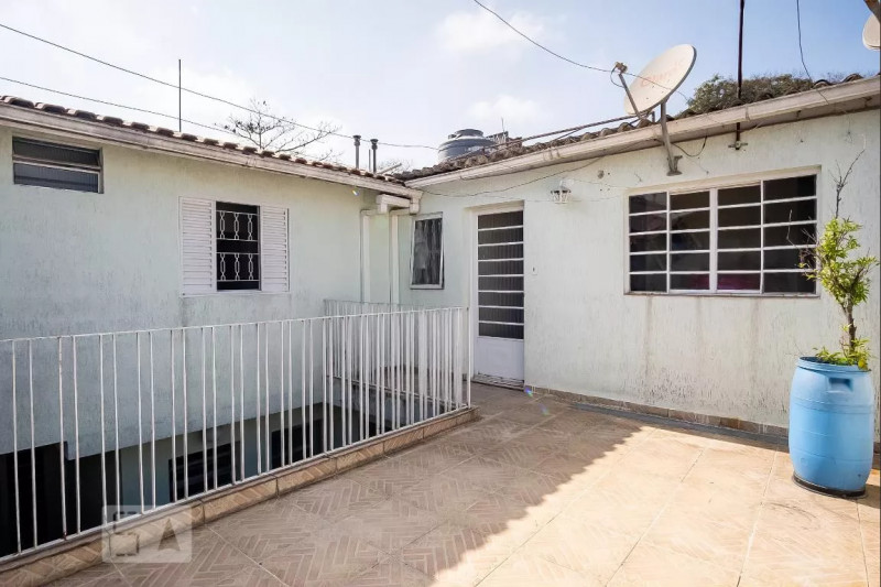 Casa à venda Vila Cleonice com 200m² e 3 quartos por R$ 640.000 - 1624118765-53.jpg