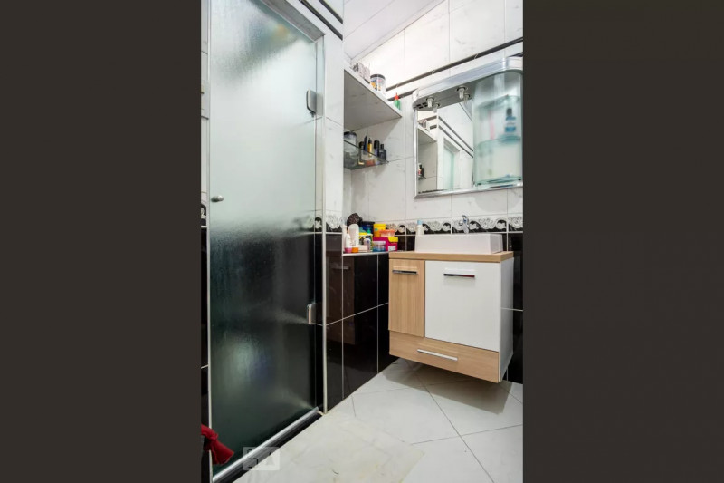 Casa à venda Vila Cleonice com 200m² e 3 quartos por R$ 640.000 - 1922465482-23.jpg