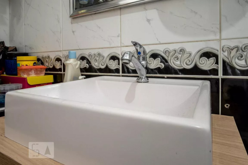 Casa à venda Vila Cleonice com 200m² e 3 quartos por R$ 640.000 - 1957793961-24.jpg