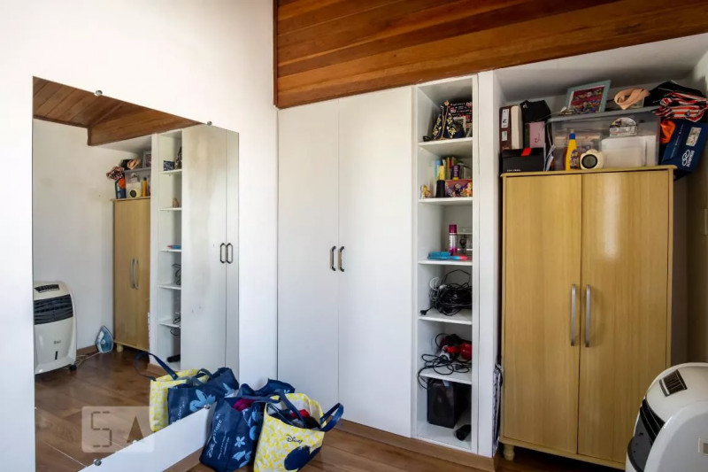 Casa à venda Vila Cleonice com 200m² e 3 quartos por R$ 640.000 - 478068310-19.jpg