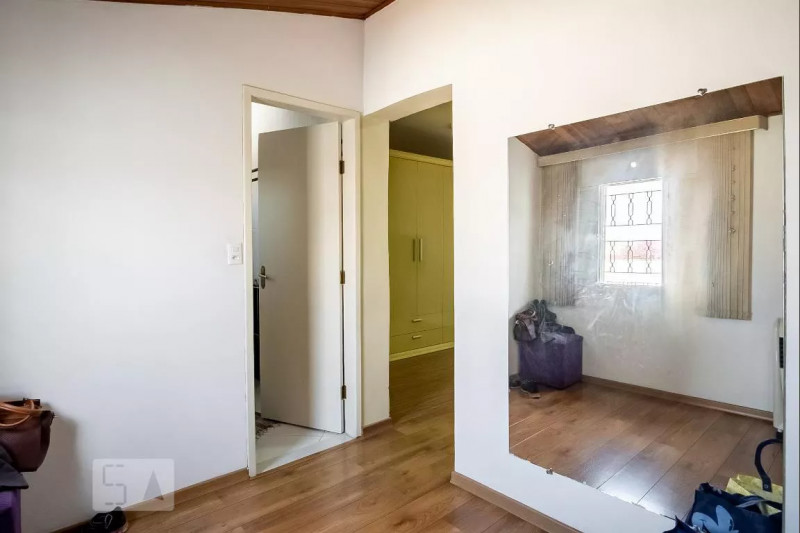 Casa à venda Vila Cleonice com 200m² e 3 quartos por R$ 640.000 - 552836220-18-copy-0.jpg