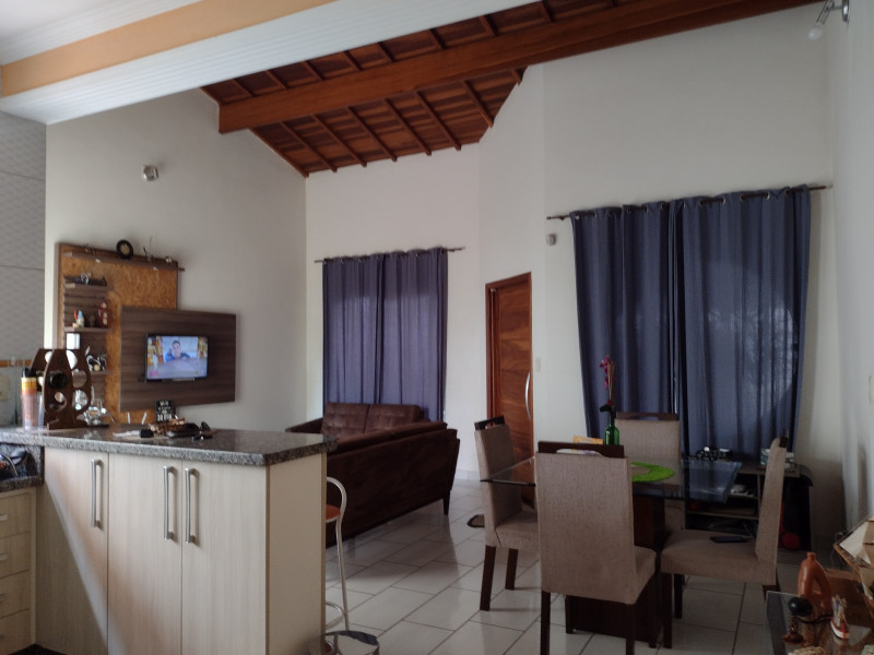 Casa à venda Jardim Europark com 150m² e 1 quarto por R$ 280.000 - 124178402-img-20220929-094248145.jpg