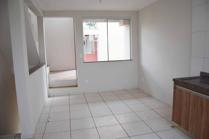 Casa de condomínio à venda Jardim Nova Santa Paula com 84m² e 2 quartos por R$ 350.000 - 83204261-vila-kartodromo-8.jpg