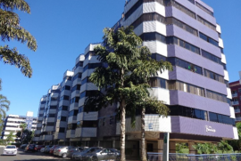 Apartamento à venda Centro com 194m² - 3 dormitórios -  vagas - R$ 2.200.000 - 1200731519-predio.png