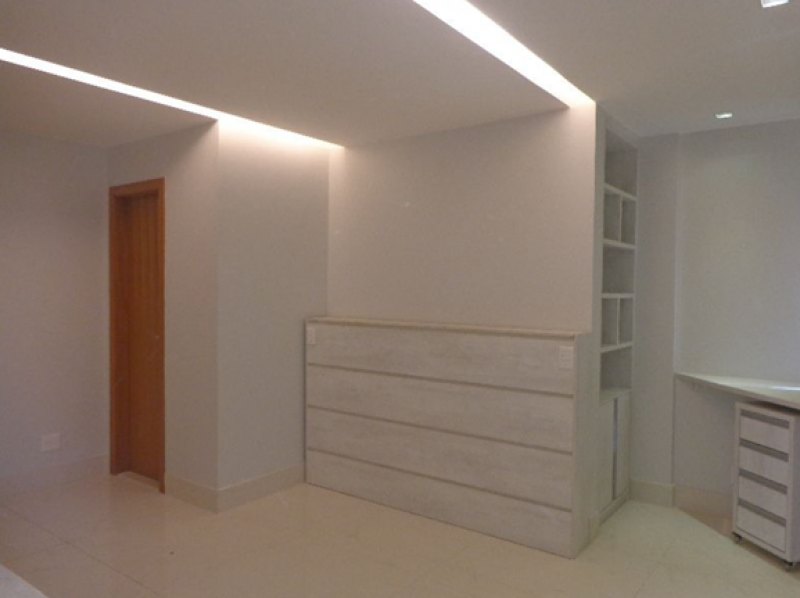 Apartamento à venda Centro com 194m² e 3 quartos por R$ 2.200.000 - 1800733394-suite.png