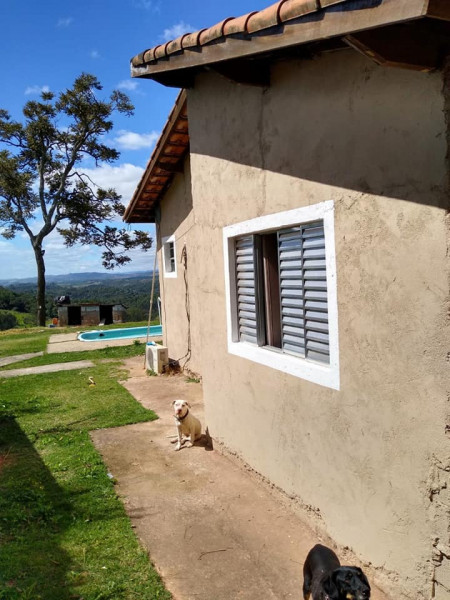 Chácara à venda Vista Alegre com 1000m² e 3 quartos por R$ 380.000 - 584724043-casa02.jpg