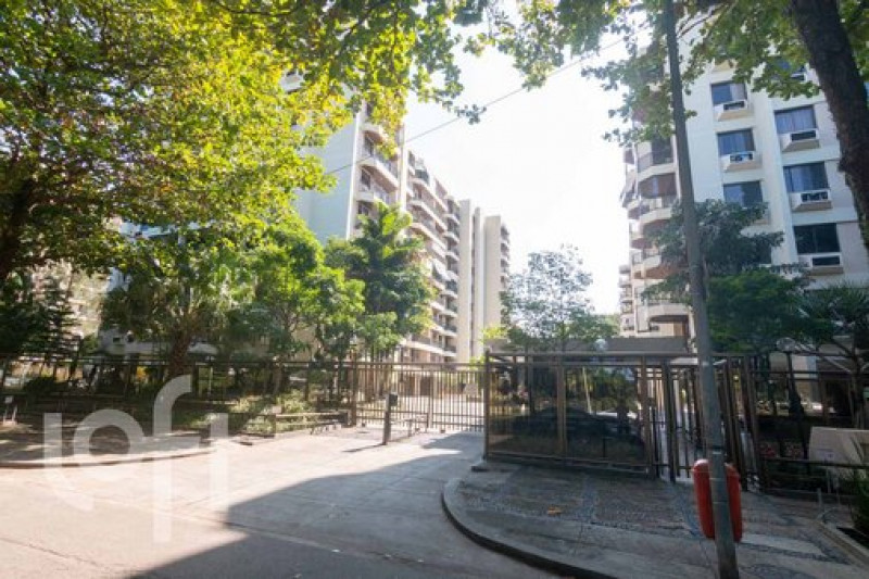 Apartamento à venda Barra da Tijuca com 160m² e 4 quartos por R$ 1.599.000 - 645712051-mobile-facade19.jpg