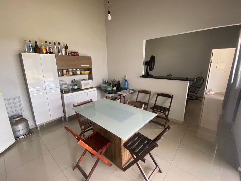 Casa à venda centro com 67m² e 1 quarto por R$ 300.000 - 1763209781-8884599b-f74d-43d7-9a75-25cda8a9ccdc.jpeg