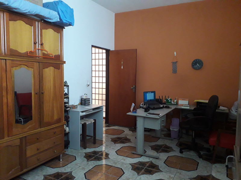 Casa à venda Parque das Arvores com 112m² e 3 quartos por R$ 298.000 - 1888901655-20220829-142626.jpg