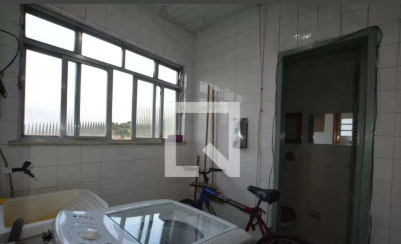 Apartamento à venda Madureira com 70m² e 3 quartos por R$ 170.000 - 1742866484-area-de-servico.jpeg