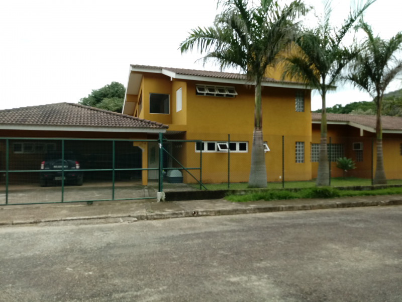 Casa à venda Alpes de Atibaia com 339m² e 4 quartos por R$ 1.000.001 - 490257847-20180219-113341.jpg