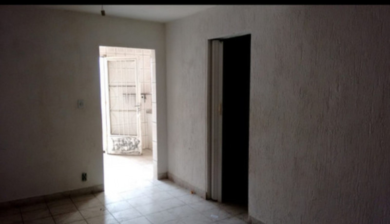 Casa à venda Cidade São Mateus com 250m² e 5 quartos por R$ 365.000 - 1748948819-inbound8738899051156307996.jpg