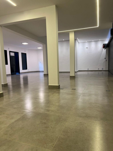 Comercial para alugar Nossa Senhora Aparecida com 210m² e 1 quarto por R$ 10.000 - 1953363124-img-20220824-wa0093.jpg