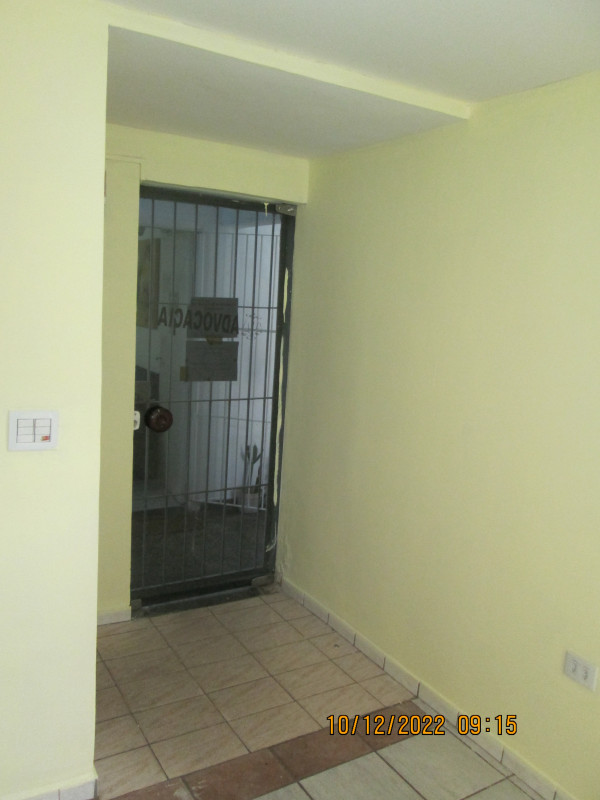 Comercial para alugar Rochdale com 32m² e 1 quarto por R$ 800 - 1264751774-img-4008.JPG