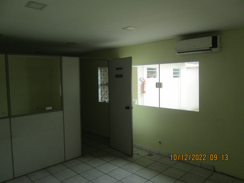 Comercial para alugar Rochdale com 32m² e 1 quarto por R$ 800 - 1802133204-img-4004.JPG
