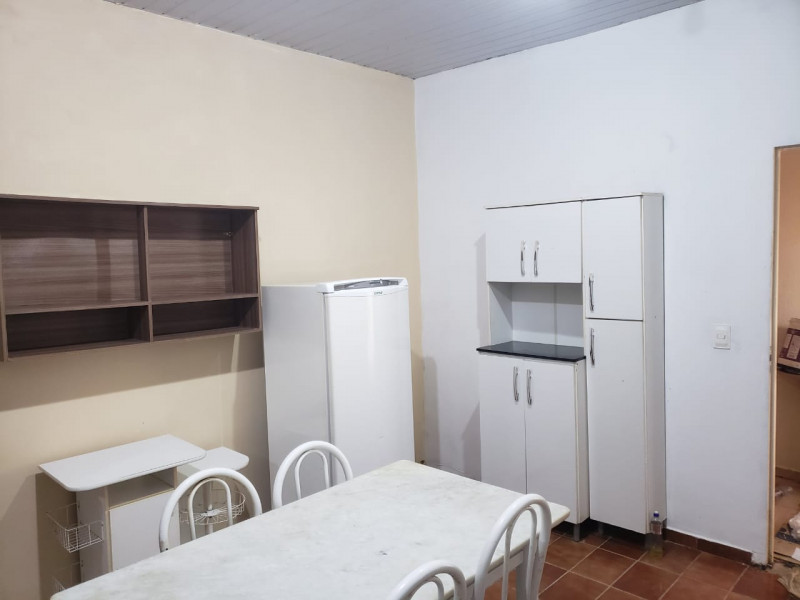 Casa para alugar Jardim Tarobá com 50m² e 1 quarto por R$ 1.200 - 1668074297-whatsapp-image-2022-11-30-at-13.jpeg