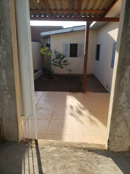 Casa para alugar Jardim Tarobá com 50m² e 1 quarto por R$ 1.200 - 89378752-whatsapp-image-2022-11-30-at-13.jpeg