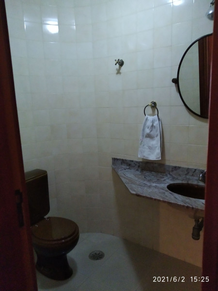 Apartamento à venda Boqueirão com 18454m² e 3 quartos por R$ 870.000 - 1328203622-003a-lavabo.jpg