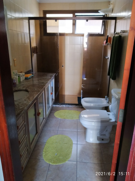 Apartamento à venda Boqueirão com 18454m² e 3 quartos por R$ 870.000 - 376993531-031-wc-social.jpg