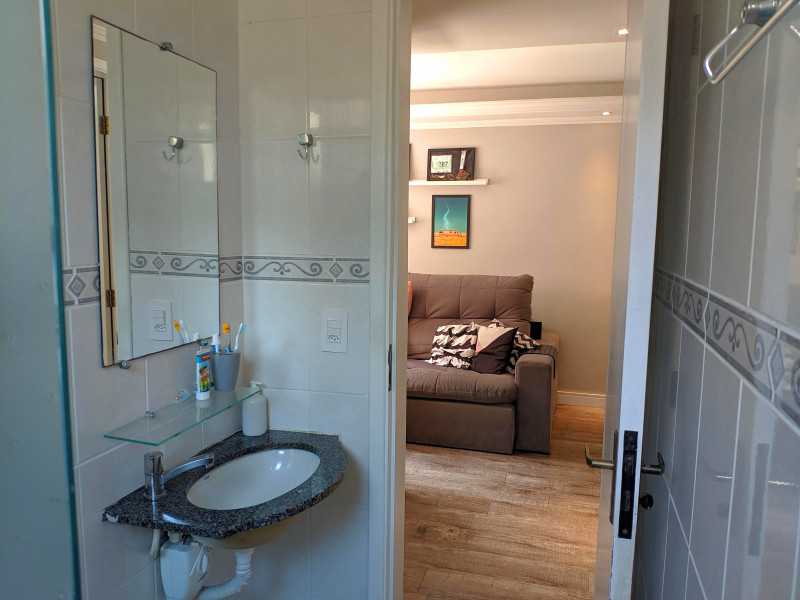 Apartamento à venda Jardim Oriental com 50m² e 2 quartos por R$ 320.000 - 2140350944-banheiro03.jpg