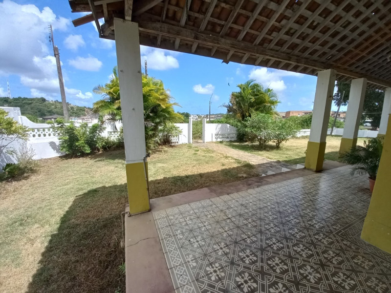 Casa à venda Centro com 1m² e 4 quartos por R$ 900 - 589859092-casa-10.jpg
