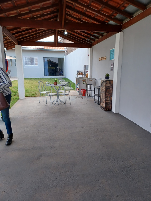 Casa à venda Jardim Itália com 280m² e 1 quarto por R$ 370.000 - 673305675-20220830-164153.jpg