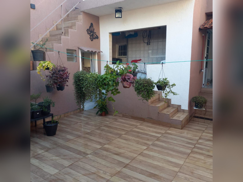 Casa à venda Americanópolis com 120m² e 3 quartos por R$ 350.000 - quintal2.jpeg