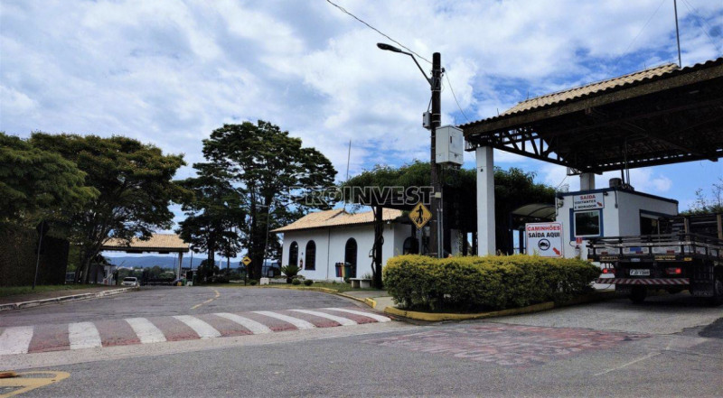 Casa de condomínio à venda Jardim Haras Bela Vista Gl Dois com 385m² e 5 quartos por R$ 1.750.000 - 2054709264-ce1ae60e-82fc-4397-84a5-fec00ecea2e9.jpeg