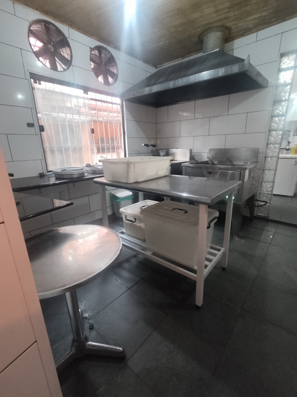 Comercial à venda Vila São Geraldo com 144m² e 1 quarto por R$ 850.000 - 1467731245-img-20220921-123027.jpg