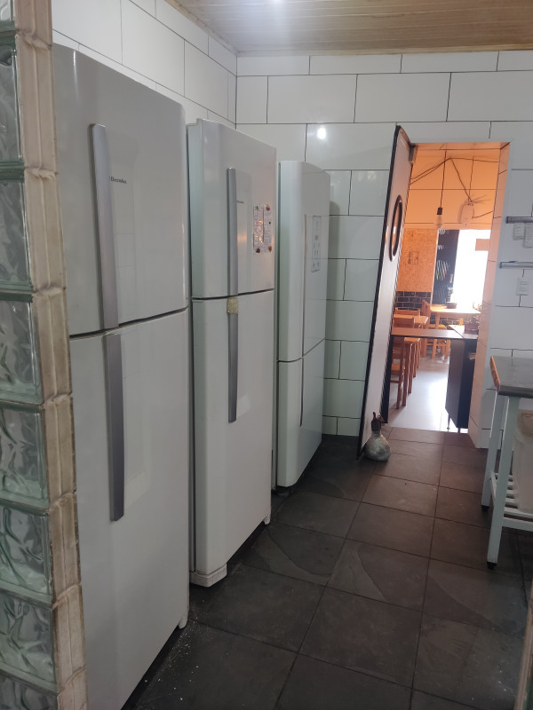 Comercial à venda Vila São Geraldo com 144m² e 1 quarto por R$ 850.000 - 1539044242-img-20220921-123134.jpg