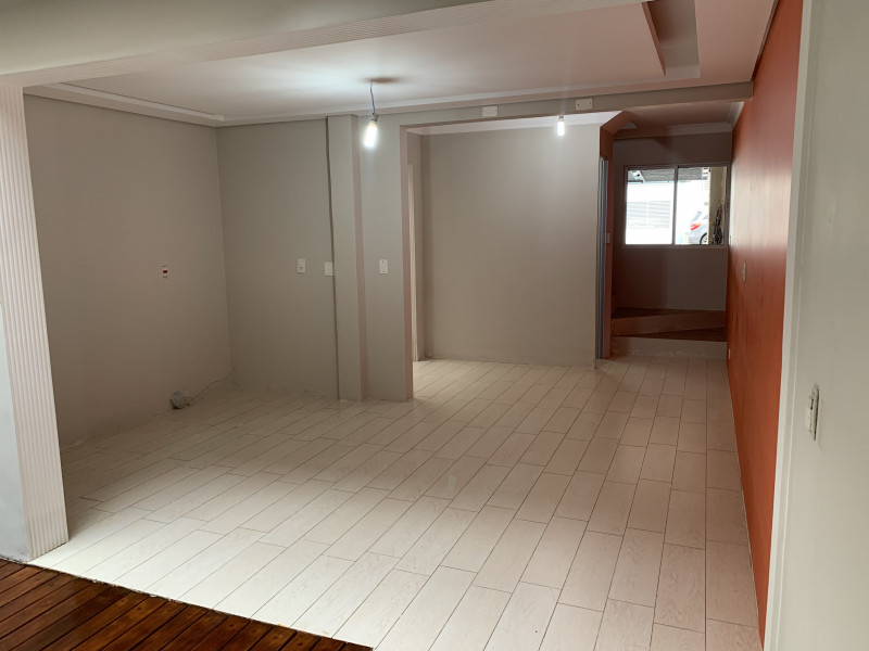 Casa à venda Conj. Res. Pombeva com 181m² e 3 quartos por R$ 740.000 - 1946600995-666d261a-e6c0-47d9-a97f-65e3353c46a2.jpeg