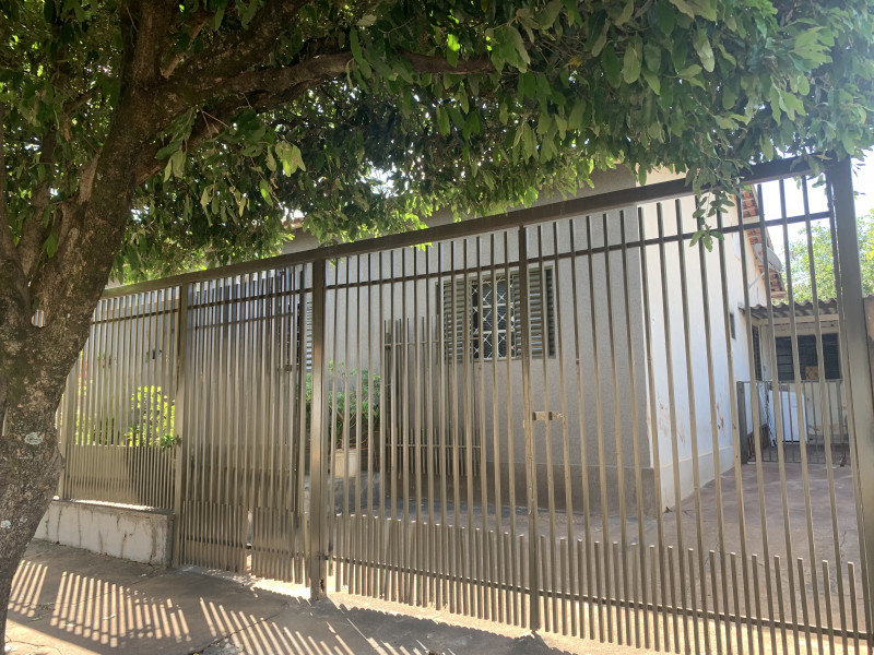 Casa à venda Vila Toninho com 450m² e 5 quartos por R$ 400.000 - 2116345054-90b6e379-05e8-4c04-95fe-d4332be1df1c.jpeg