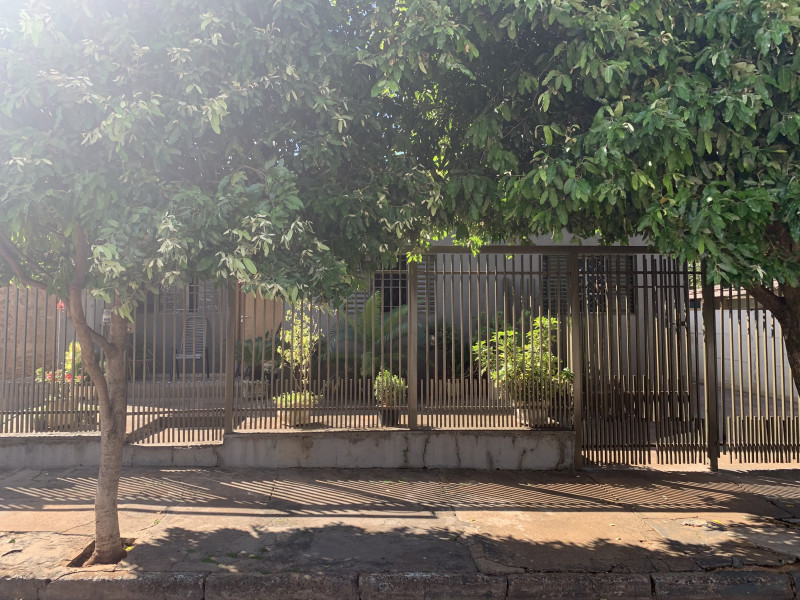 Casa à venda Vila Toninho com 450m² e 5 quartos por R$ 400.000 - 698527913-fb76d60c-498a-418f-9921-10882fd30284.jpeg