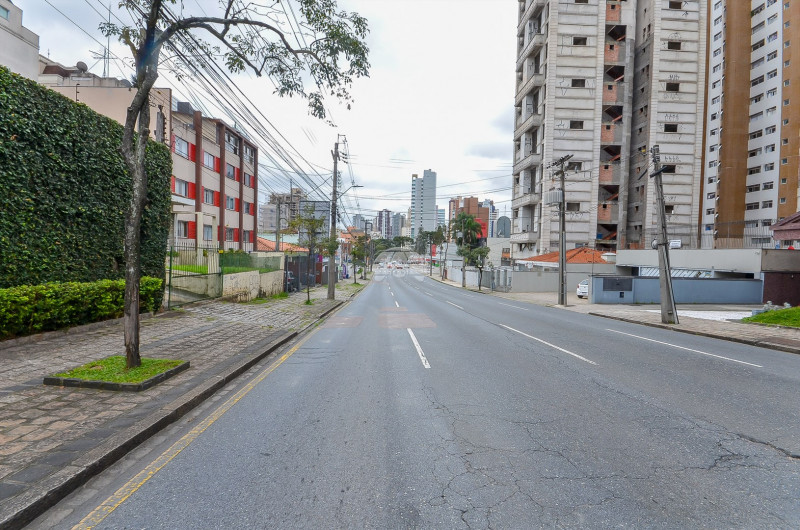 Terreno à venda Juvevê com 851m² e 1 quarto por R$ 4.000.000 - 1633284624-151-17-1-1630x1080.jpg