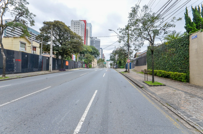 Terreno à venda Juvevê com 851m² e 1 quarto por R$ 4.000.000 - 1679623725-151-18-1-1630x1080.jpg