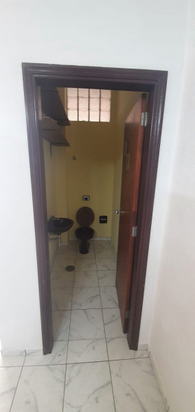 Comercial à venda Centro com 63m² e 1 quarto por R$ 160.000 - 1738199128-whatsapp-image-2023-01-06-at-12.jpeg