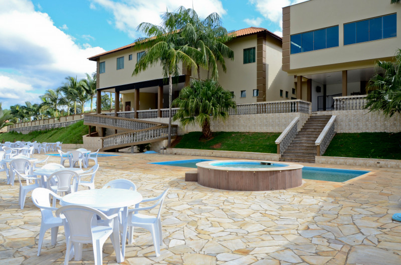 Comercial à venda Centro com 16000m² e 1 quarto por R$ 2.800.000 - 1720136698-dsc-3400.jpg