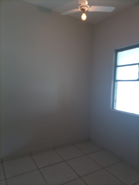 Casa à venda Jardim Ipê III com 200m² e 4 quartos por R$ 250.000 - 21082056-img-20230107-wa0014.jpg
