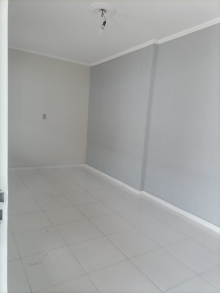 Casa à venda Jardim Ipê III com 200m² e 4 quartos por R$ 250.000 - 286726071-img-20230107-wa0035.jpg